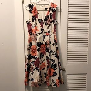 Ann Taylor Floral Midi Dress Size 2
